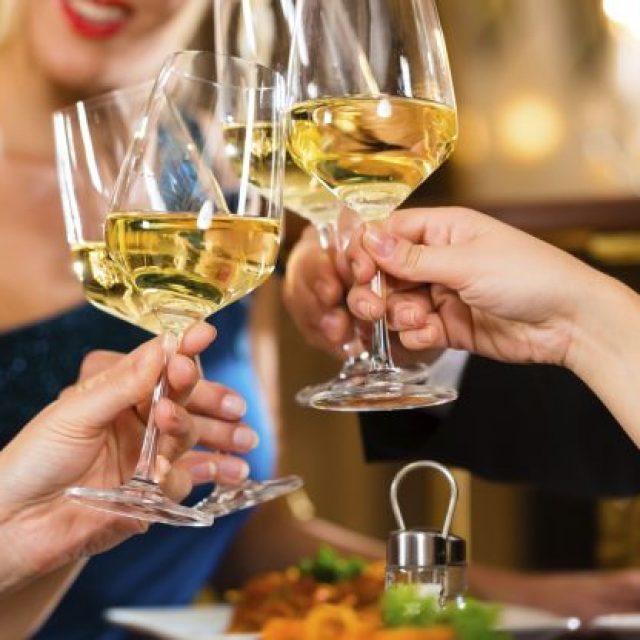 5 IDEE ORIGINALI PER FESTEGGIARE LA FESTA DELLA DONNA 2022